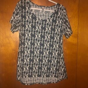 Lularoe Disney Villain Scar Lion King Irma Shirt L